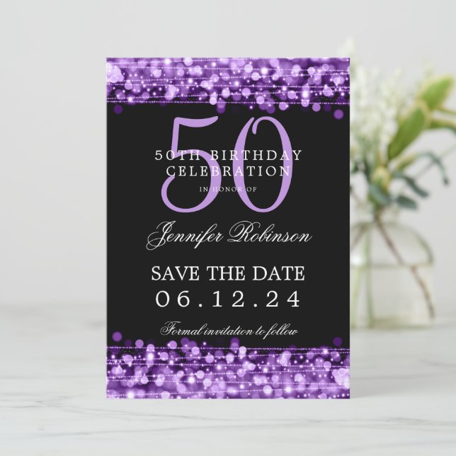 Invitation Purple 50th Birthday Party Date de sauvegarde avec (Debout devant)