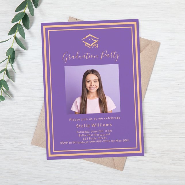 Invitation Purple photo casquette Graduation Party (Créateur téléchargé)