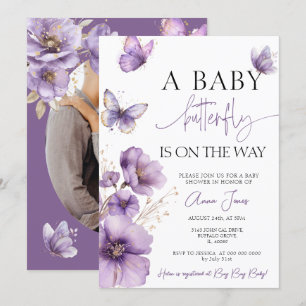 Invitation Purple Un papillon bébé est en route baby shower