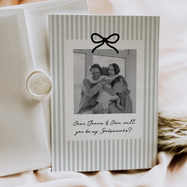 Invitation Rayures Vert Sauge Proposition Parrain et Marraine (Zazzle Sage Green Stripes Godparents Proposal Invitation)