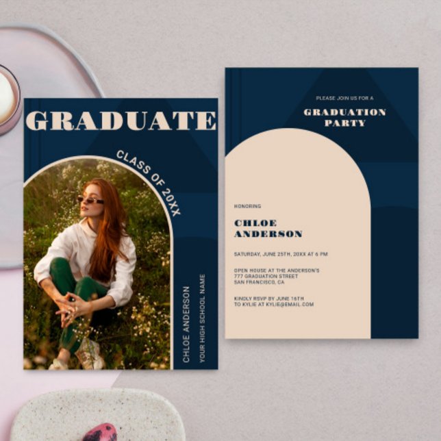 Invitation Retro Arch Navy Blue Photo Graduation (Créateur téléchargé)