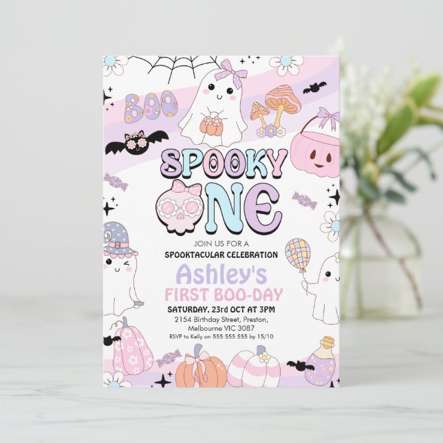 Invitation Retro Purple Girls Éffrayant Halloween 1er anniver (Debout devant)