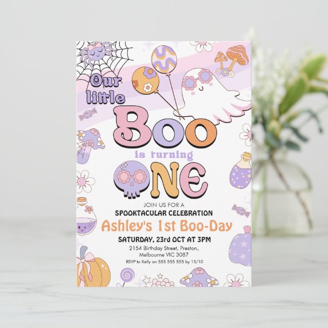 Invitation Retro Purple Little Boo Halloween 1er anniversaire (Debout devant)