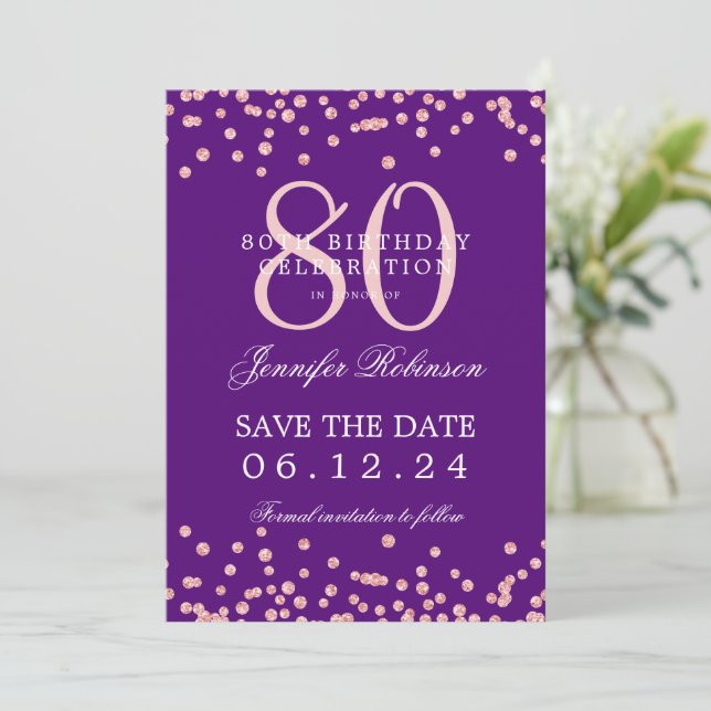 Invitation Rose Gold 80th Birthday Save Date Détails Purple (Debout devant)