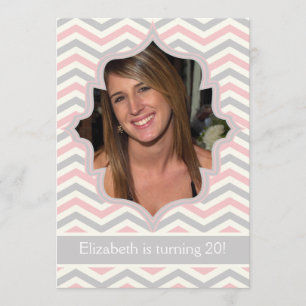 Invitation Rosée moderne, gris chevron zigzag photo d'anniver