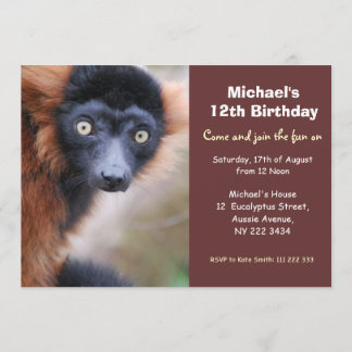Invitation rouge de fête d'anniversaire de lémur