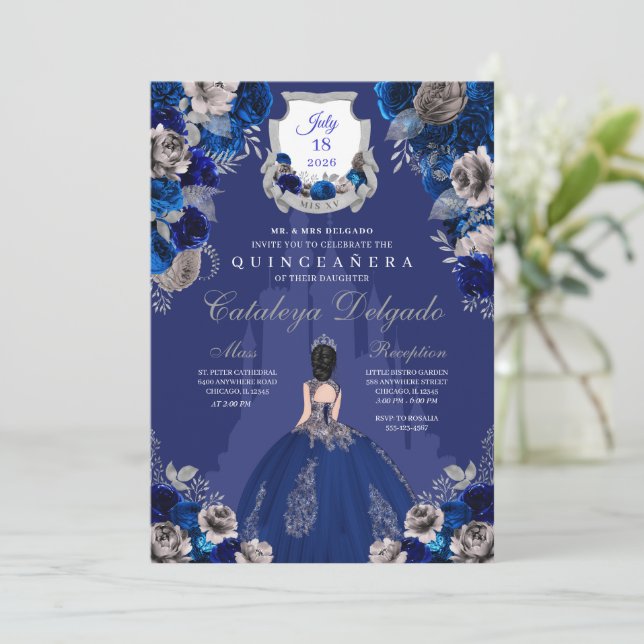 Invitation Royal Blue & Silver Princess Castle Quinceañera (Debout devant)