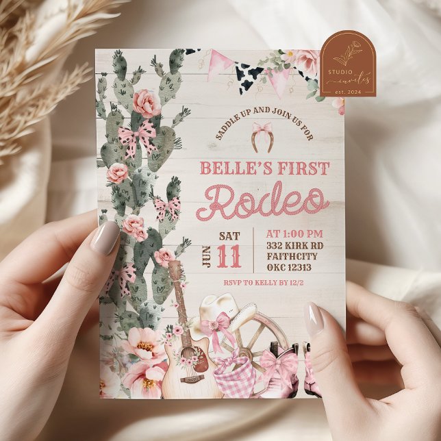 Invitation Rustic Wood Pink Girl First Rodeo (Créateur téléchargé)