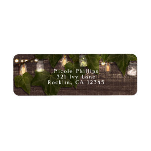 Invitation rustique avec pot Mason et guirlandes d