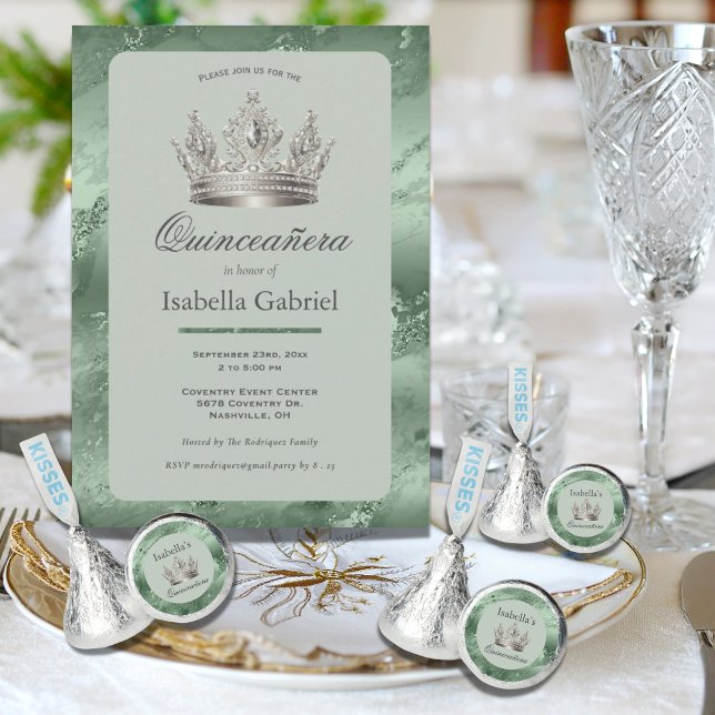 Invitation Sage Green Metallic Tiara Elegant Quinceañera (Créateur téléchargé)