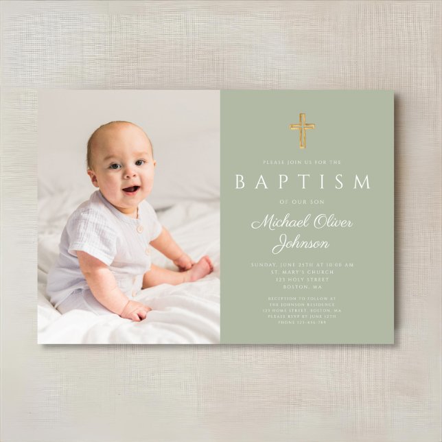 Invitation Sage Vert moderne Croix religieuse Photo Baptême (Modern Sage Green Religious Cross Photo Baptism Invitation)