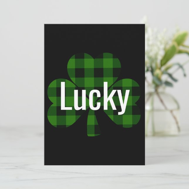 Invitation Shamrock plat noir vert classique (Debout devant)