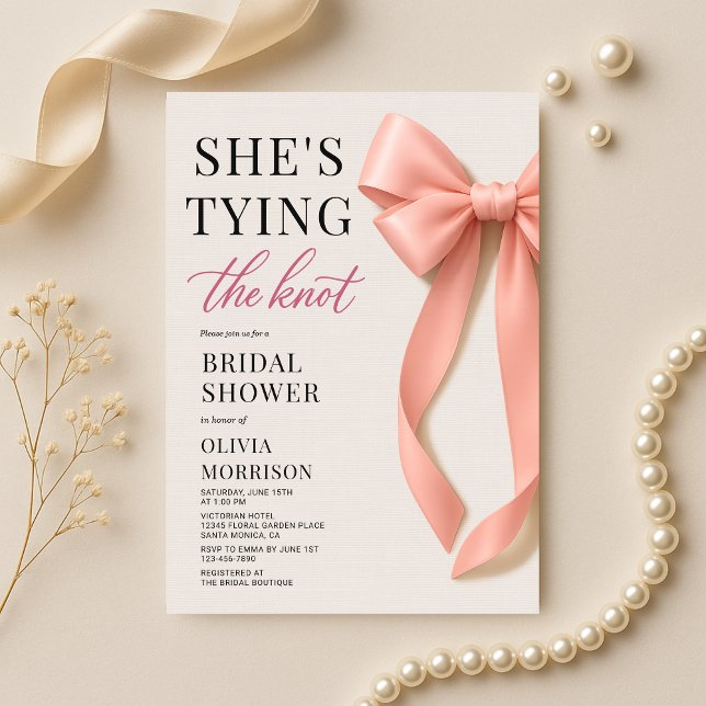 Invitation She's Tying The Knot Blush Pink Bow Bridal Shower (Créateur téléchargé)
