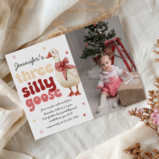 Invitation Silly Goose Christmas Bow 3e anniversaire Photo (Créateur téléchargé)