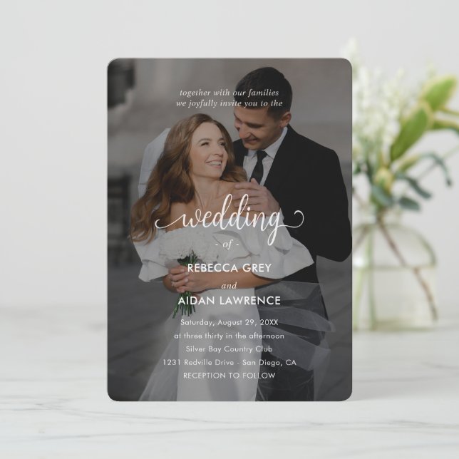 Invitation Simple Black and White Overlay Photo Wedding  (Debout devant)