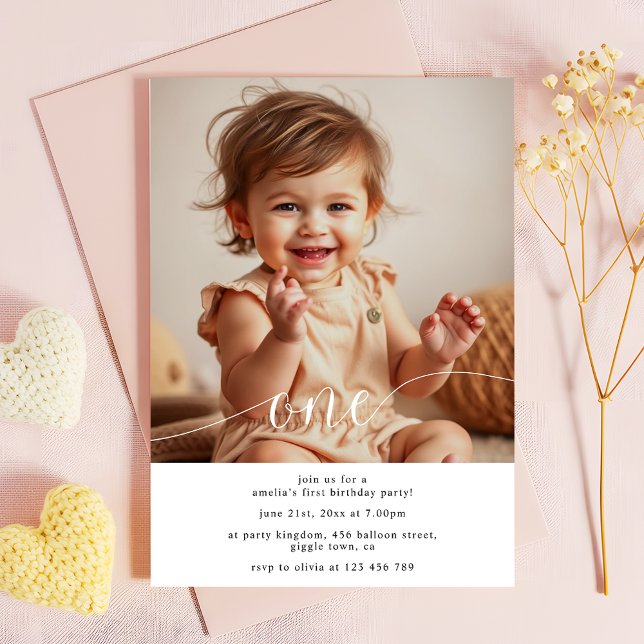 Invitation Simple Modern Baby's 1st Birthday Photo (Créateur téléchargé)