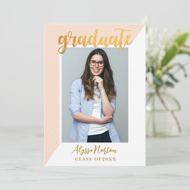 Invitation Simple Pink Gold Confetti Photo Graduation (Debout devant)