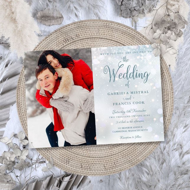 Invitation Snowflakes d'hiver Élégant script Mariage photo (Winter Snowflakes Elegant Script Photo Wedding Invitation)