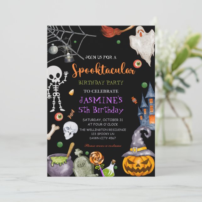 Invitation Spooktacular Black Orange Halloween fête d'anniver (Debout devant)
