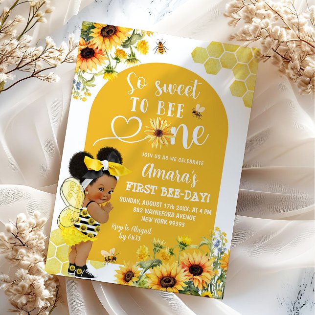 Invitation Sunflower Afro Fille Miel Premier Jour de l'abeill (Créateur téléchargé)