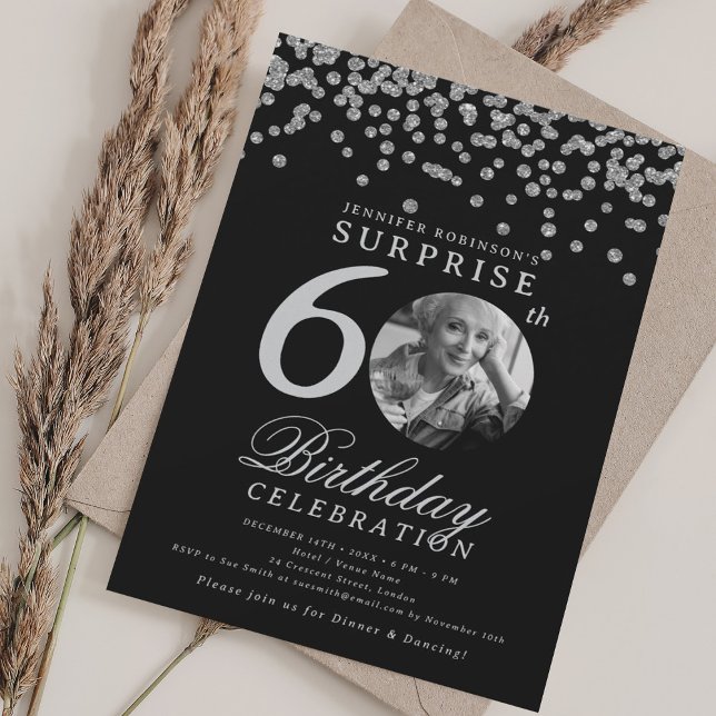 Invitation SURPRISE Photo 60e anniversaire Argent Confetti No (SURPRISE Photo 60th Birthday Silver Confetti Black Invitation)