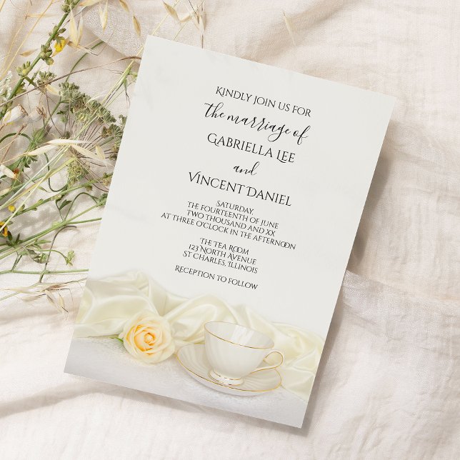 Invitation Tea Cup avec Mariage Rose blanche (Créateur téléchargé)