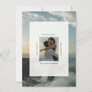 Invitation Timbre-poste moderne Nous sommes fiancés Fiançaill