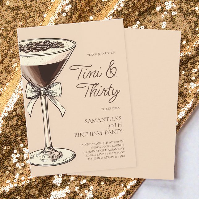 Invitation Tini et Trente Script Martini 30e fête d'anniversa (Tini and Thirty Script Martini 30th Birthday Party Invitation)