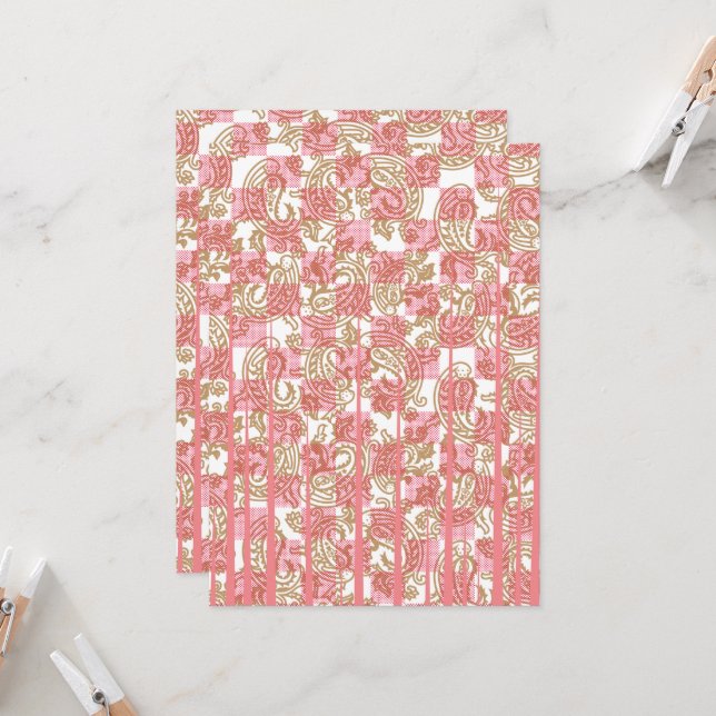 Invitation Tissu rose éclatant avec une couche florale comple (Devant/Arrière en situation)