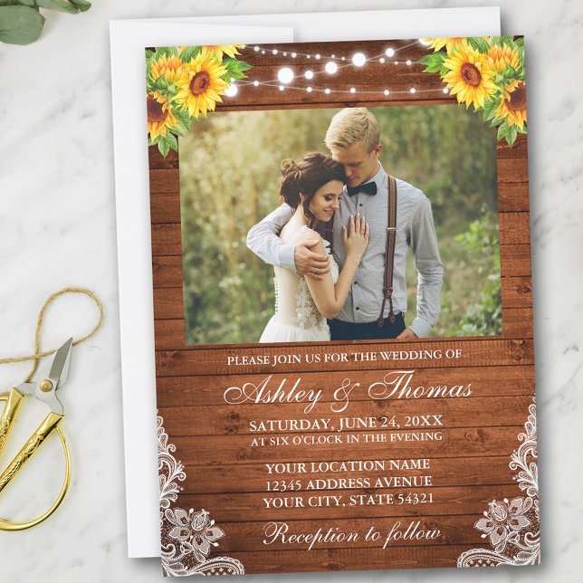 Invitation Tournesol Rustique Floral Bois Éclairage (Customize to add more text or more photos to back of card.)