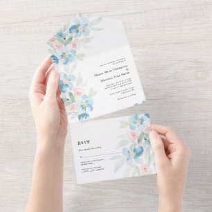 Invitation Tout En Un Beaux roses à l'aquarelle et fleurs bleues 
