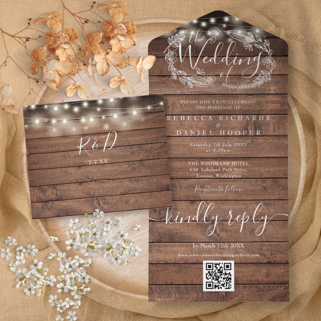 Invitation Tout En Un Bois rustique voyants QR Code Floral Mariage (Rustic Wood String Lights QR Code Floral Wedding All In One Invitation)