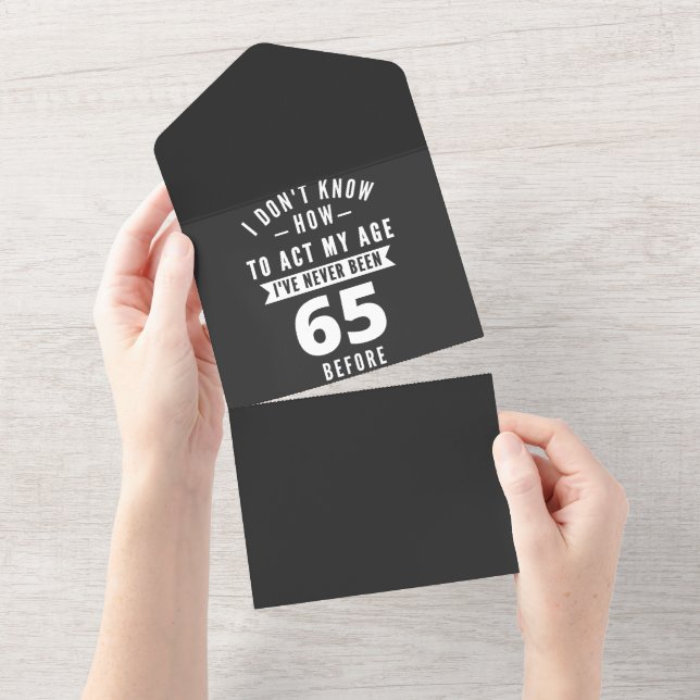 Invitation Tout En Un Cadeau de 65 ans | 65e anniversaire Idées cadeaux (Déchirure)