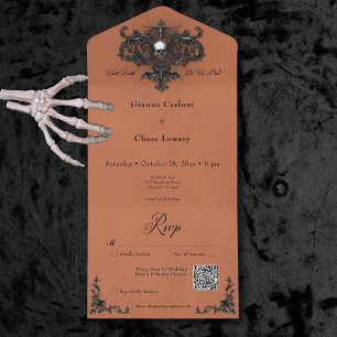 Invitation Tout En Un Code QR filigree d'Halloween noir et rouille gothi