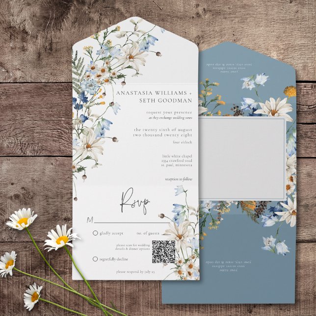 Invitation Tout En Un Code QR rustique Dusty Blue Fleurs sauvages & datt (Rustic Dusty Blue Wildflowers & Daisies All In One Wedding Invitation with QR Code)
