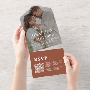 Invitation Tout En Un Code QR Terracotta Simple Overlay Photo Mariage