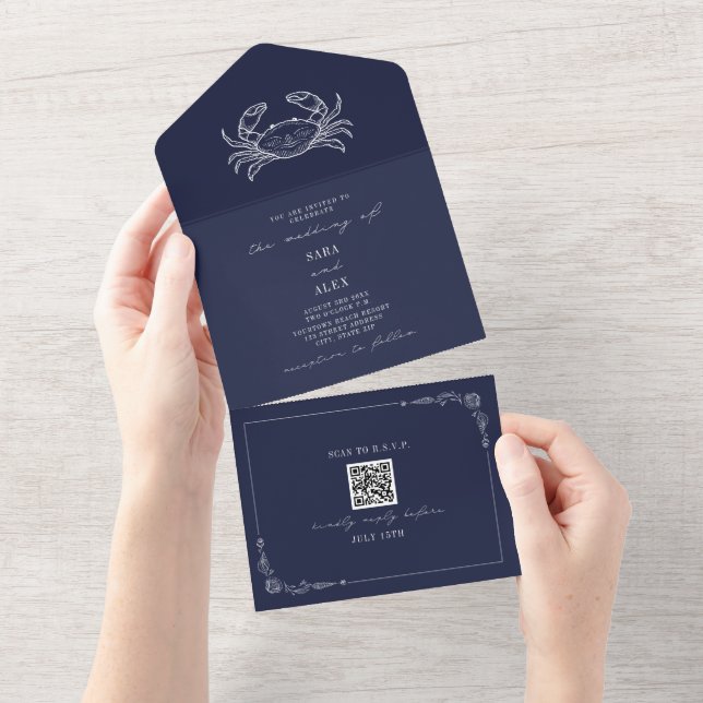 Invitation Tout En Un Crabe Plage rustique Mariage bleu foncé QR (Déchirure)