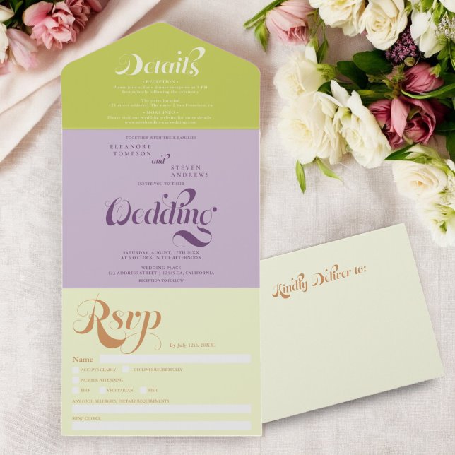 Invitation Tout En Un Écriture vert violet retro boho mariage chic (Retro boho green purple script chic wedding all in one invitation)