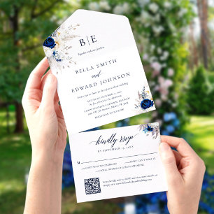 Invitation Tout En Un Élégant bleu blanc Floral Monogramme Mariage QR Co