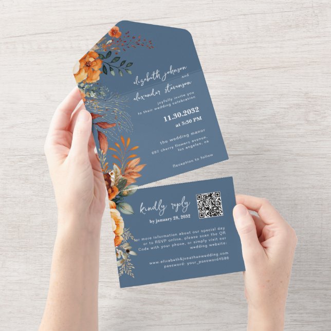 Invitation Tout En Un Élégant mariage automatique Floral bleu QR Code (Déchirure)
