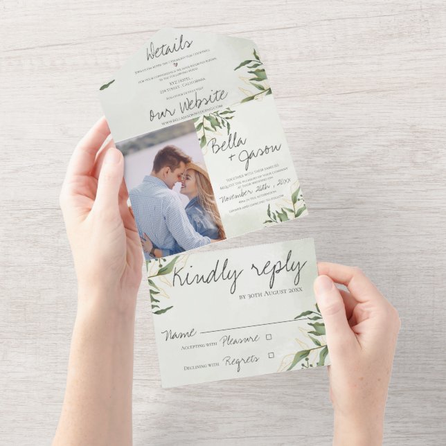 Invitation Tout En Un Élégant Mignolé Vert feuillage Monogramme Mariage  (Déchirure)