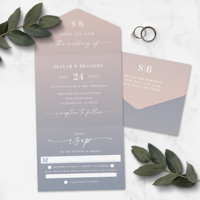 Invitation Tout En Un Élégant Monogramme Ombre rose et Mariage bleu Dust (Créateur téléchargé)