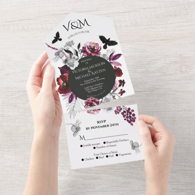 Invitation Tout En Un Élégant Moody Mariage Floral Violet foncé (Déchirure)