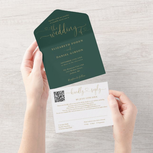 Invitation Tout En Un Emerald Green Et Gold Script QR Code Mariage (Déchirure)