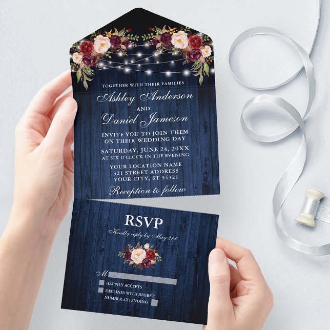 Invitation Tout En Un Lumières en bois bleu Mariage rustique (All In One Wedding Invitation with tear off RSVP Card)