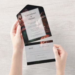 Invitation Tout En Un Mariage de fleurs gothiques noires foncées Moody