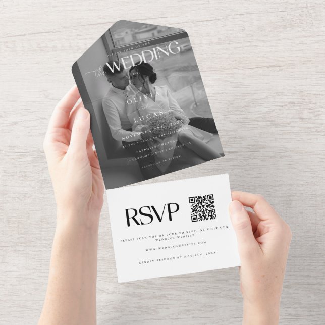 Invitation Tout En Un Mariage photo noir & blanc moderne et élégant (Déchirure)