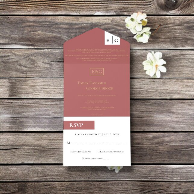 Invitation Tout En Un Mini Chic Bourgogne Gold Script Monogramme Mariage (Créateur téléchargé)