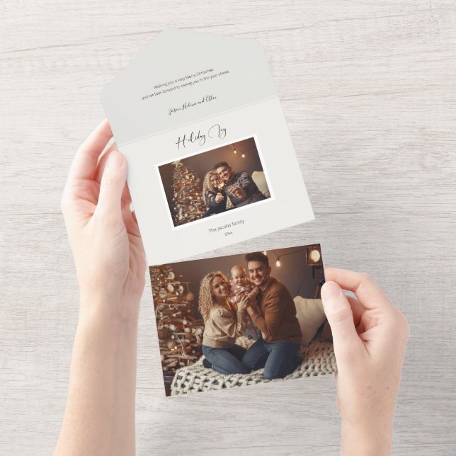 Invitation Tout En Un Moderne Elegant Holiday Joy Script Photo (Déchirure)