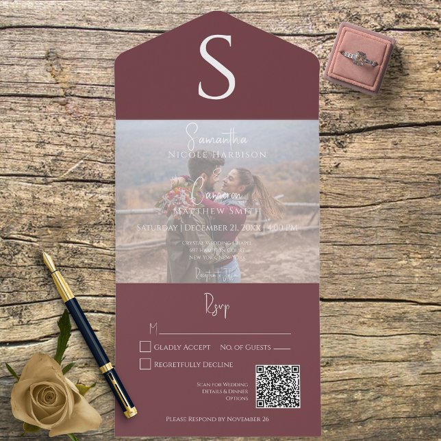Invitation Tout En Un Monogramme Photo moderne Vin Bourgogne Code QR (Créateur téléchargé)